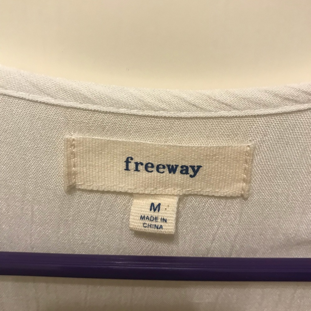 Embroidered tunic - Picture 3 of 3